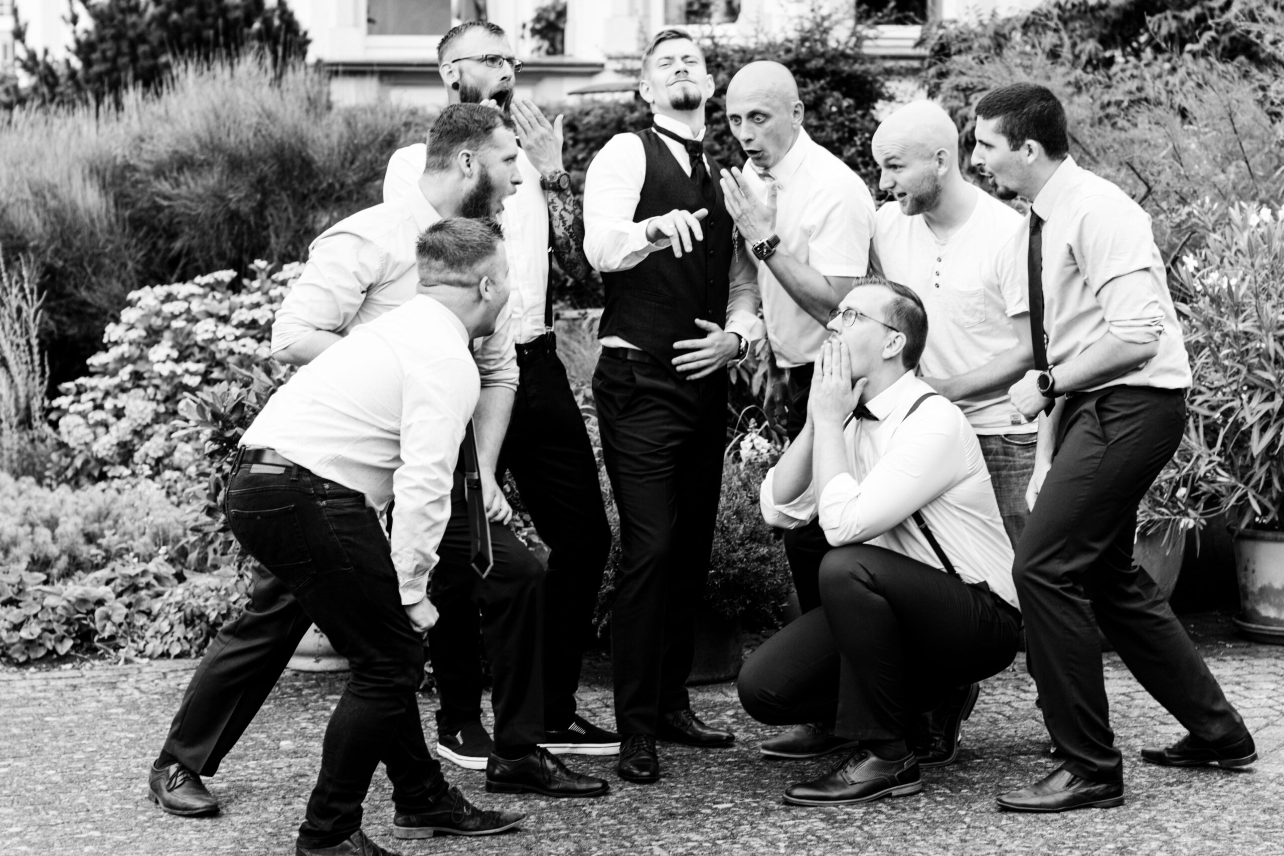 5B6A6714 a group of men standing together